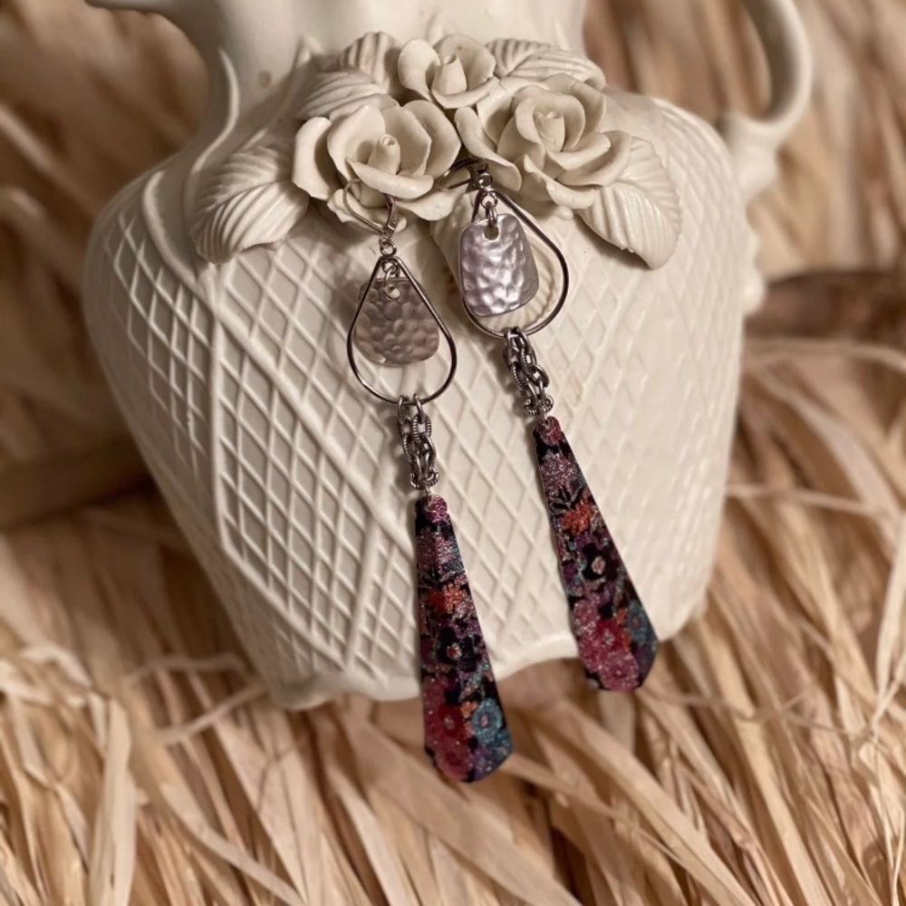 Handmade earrings gauges hangers